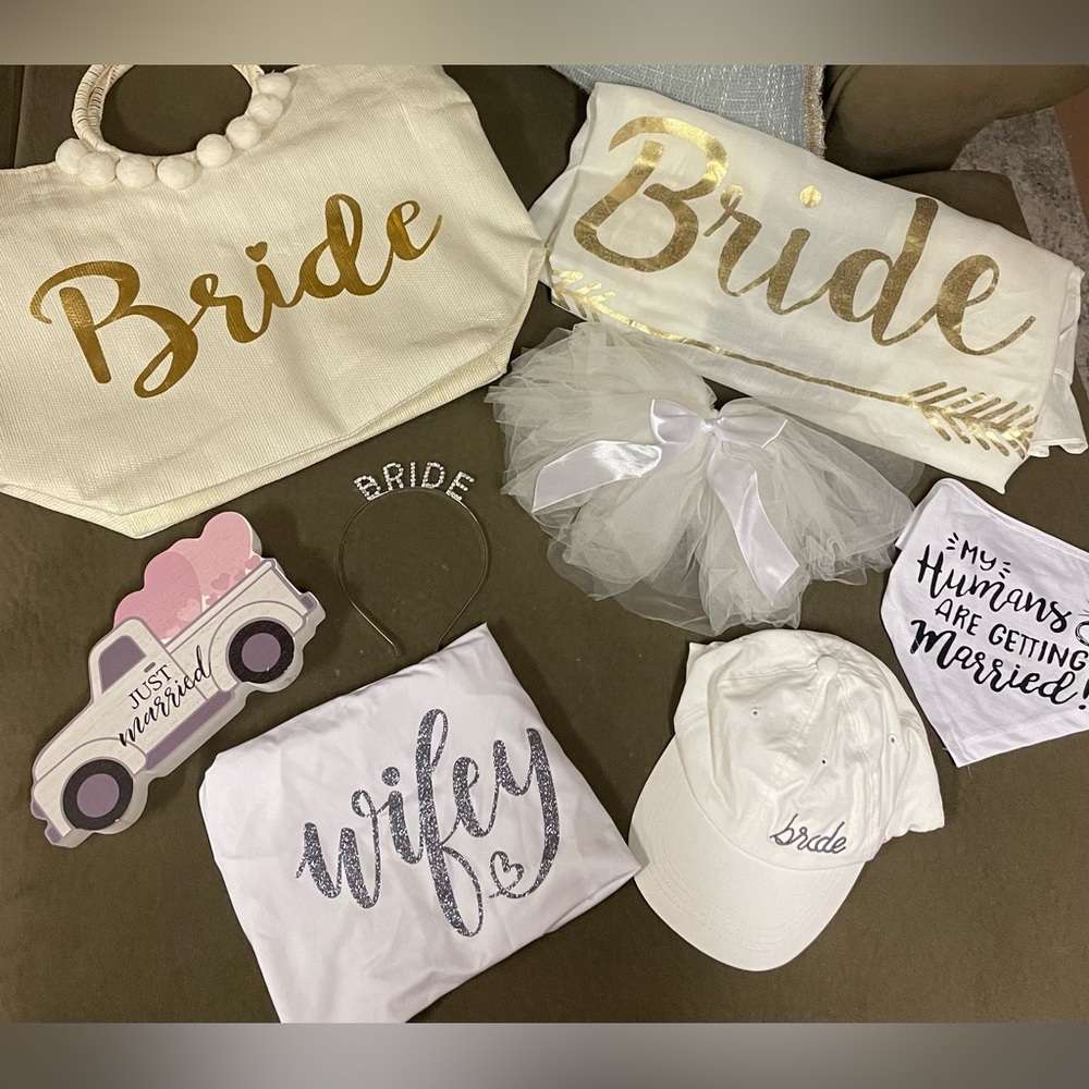 Bulk bridal accessories!